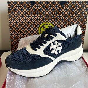 Tory Burch Kick Trainer Sneakers Size 9 Satin Tory Navy white Blue